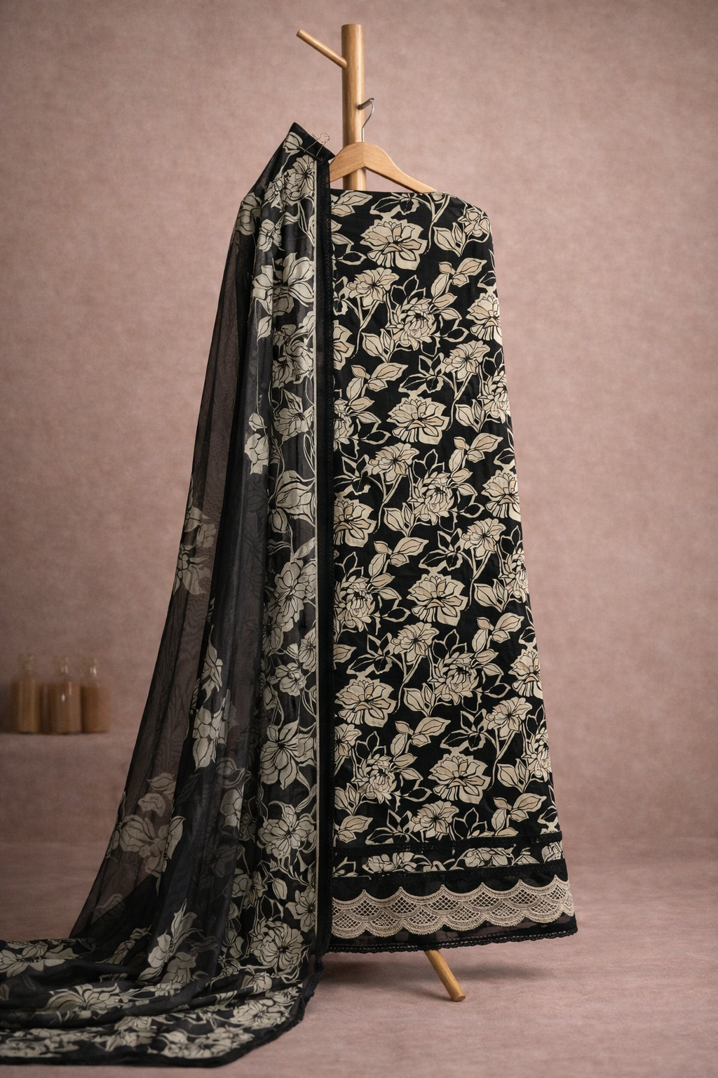 BLACK FLORAL UNSTICHED SUIT SET