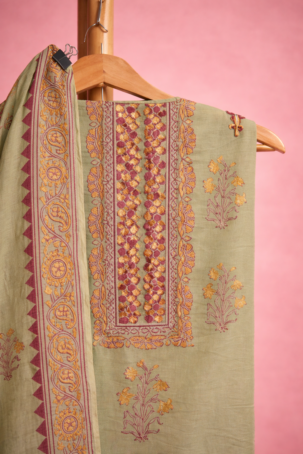 PASTEL GREEN BLOCK PRINT LINEN UNSTICHED SUIT SET