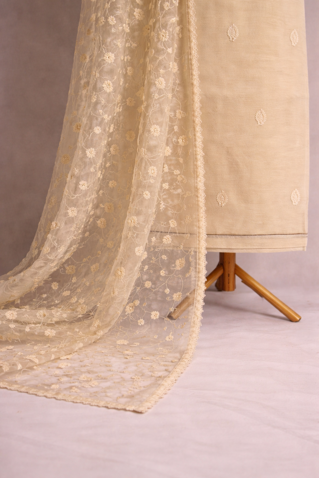 BEIGE UNSTICHED SUIT SET